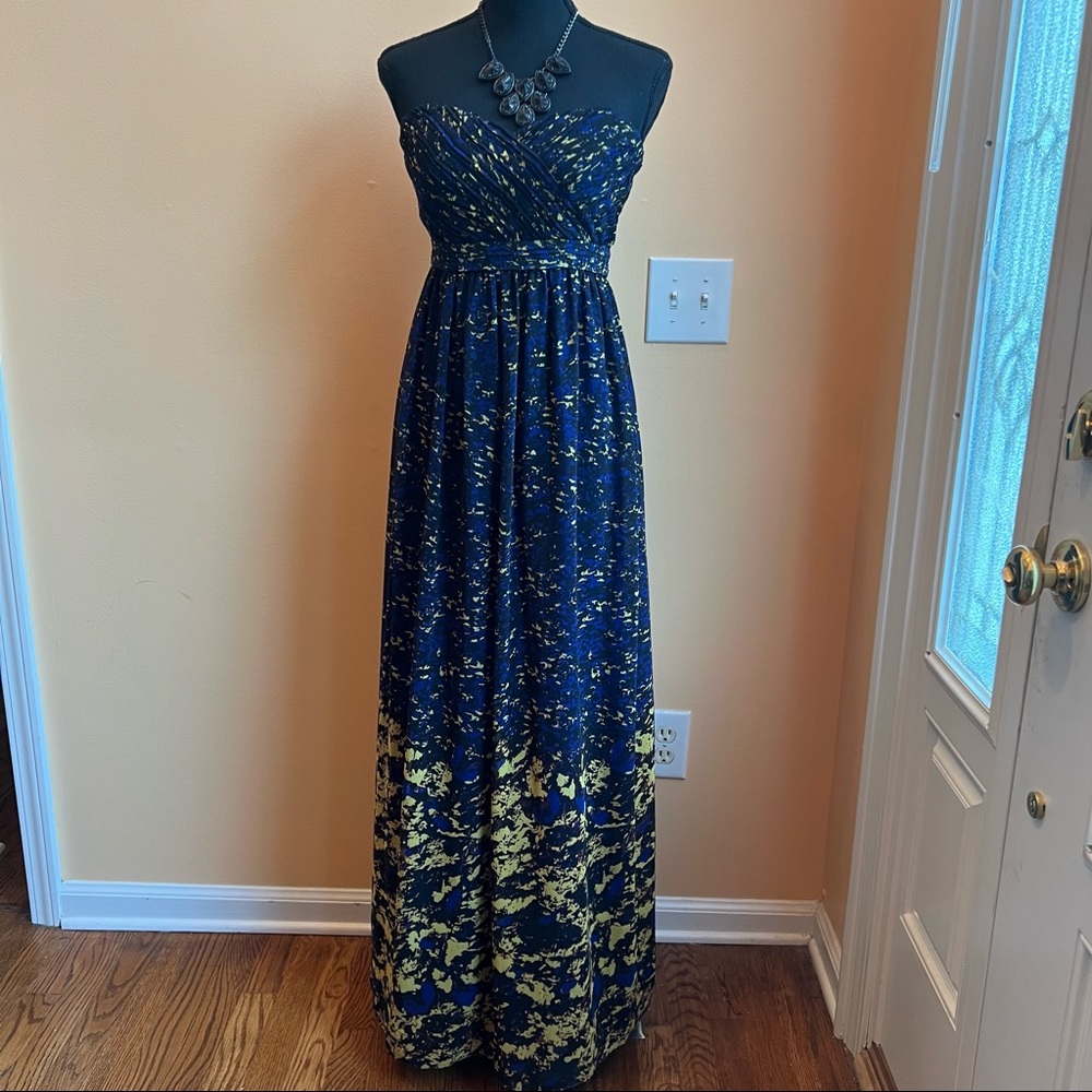 Minuet Blue Sleeveless Maxi Small